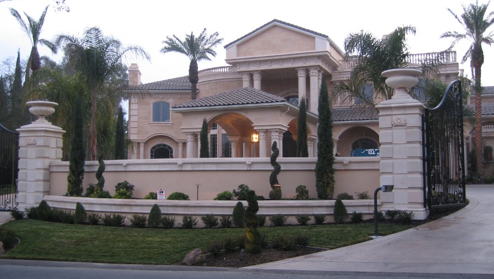 One of Handalstone\'s completed installations of architectural cast stone in the Sacramento area