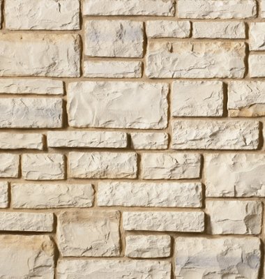 Cobblefield - Texas Cream stone veneer from Cultured Stone™